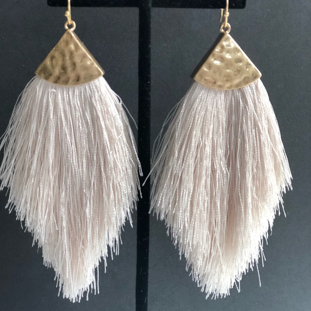Bohemian silk and cotton tassel earrings - Picture 4 of 8